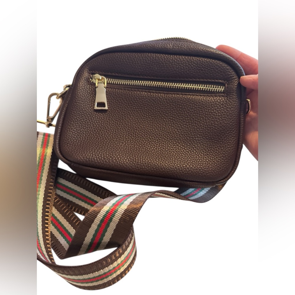 Pom Pom London, Elegant Brown Leather Belt Bag with Multicolor Strap